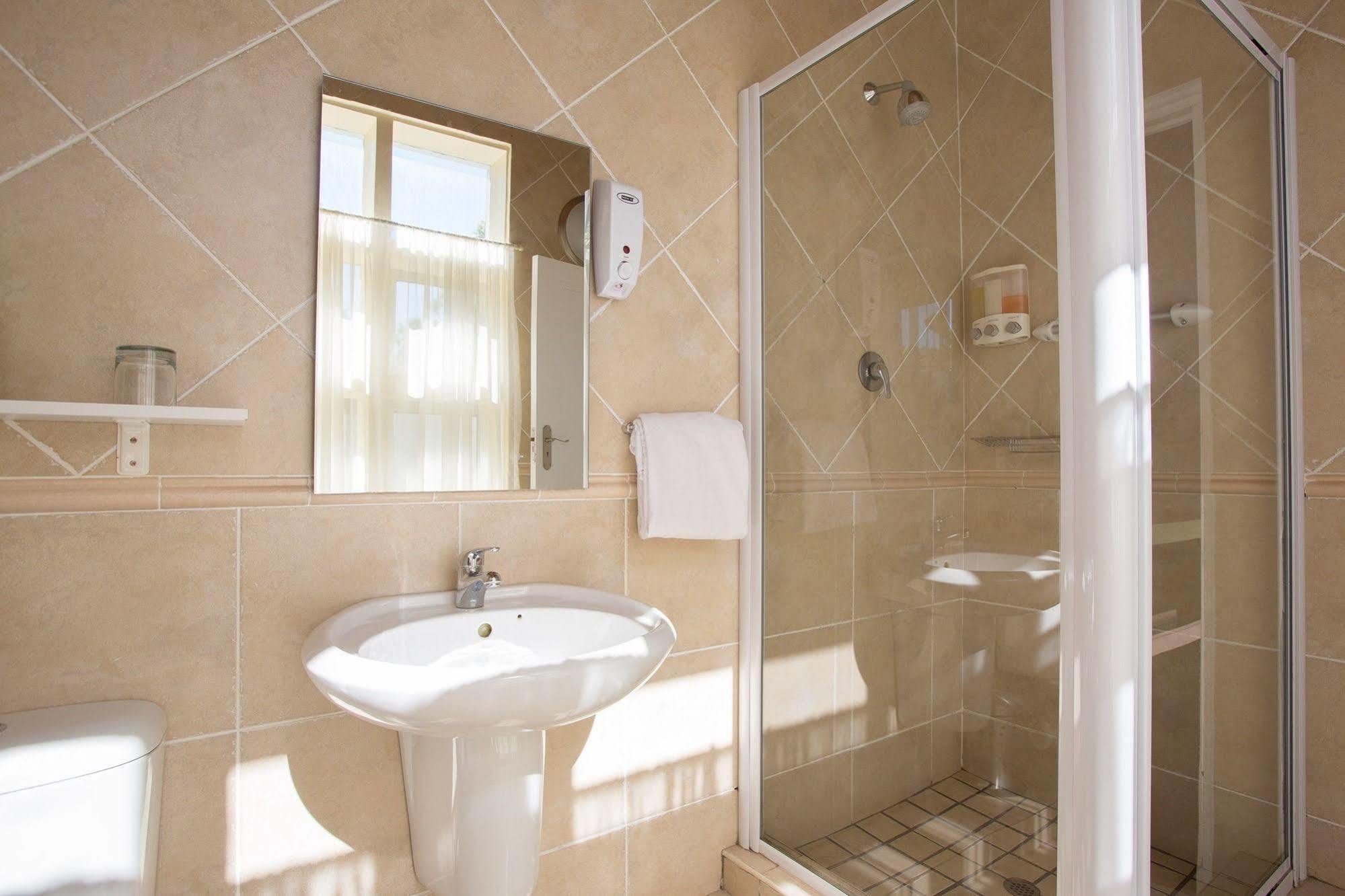 Coronata 20 B&B Стелленбос Экстерьер фото
